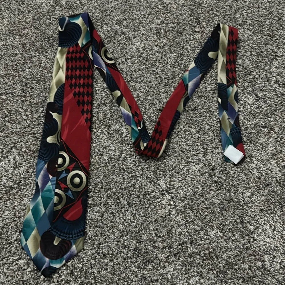 Editions by Van Heusen Blue/Red/Tan/Teal Neck Tie 100% Polyester